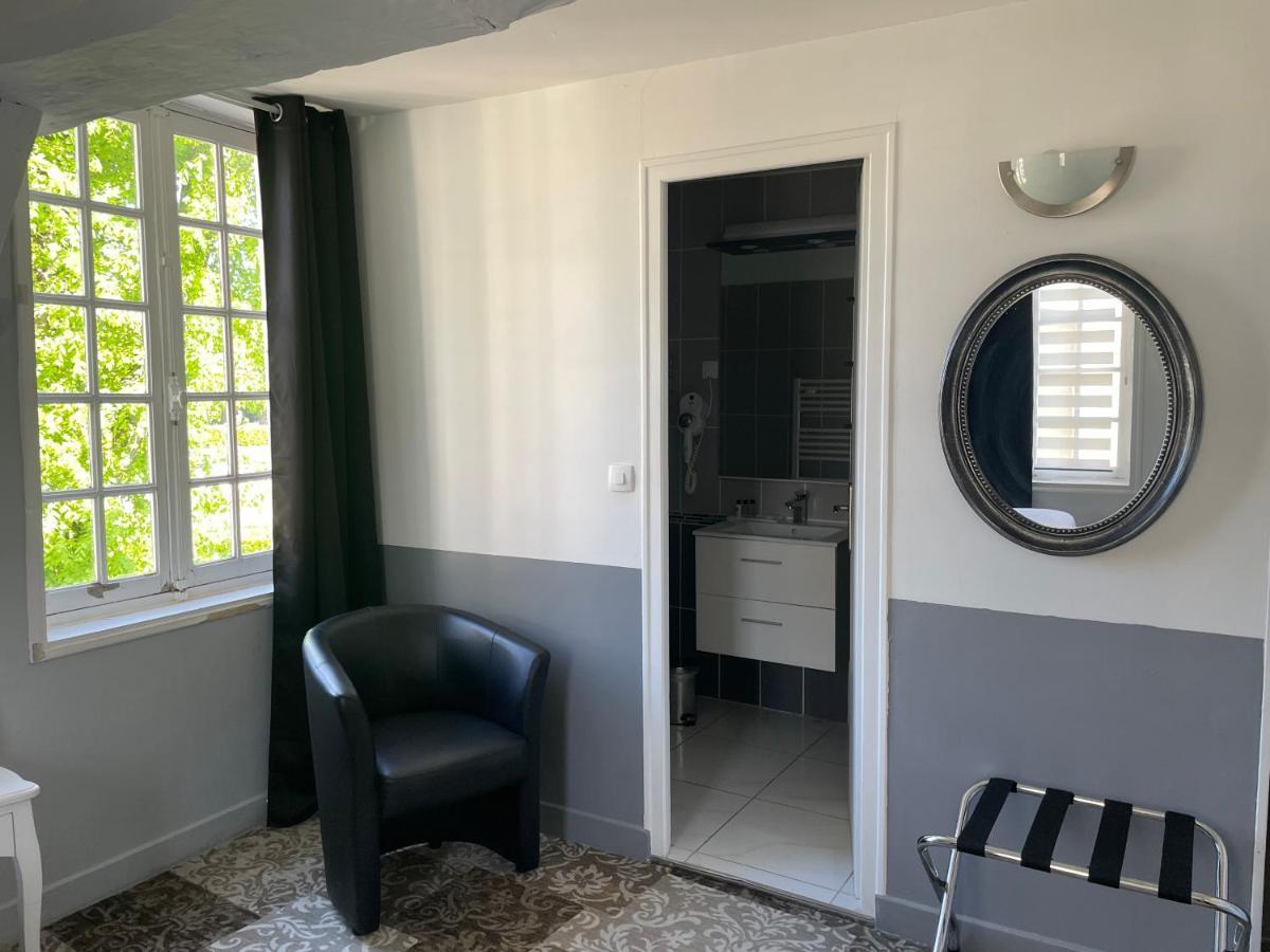 Hotel La Capitainerie Châteauneuf-sur-Loire Екстериор снимка